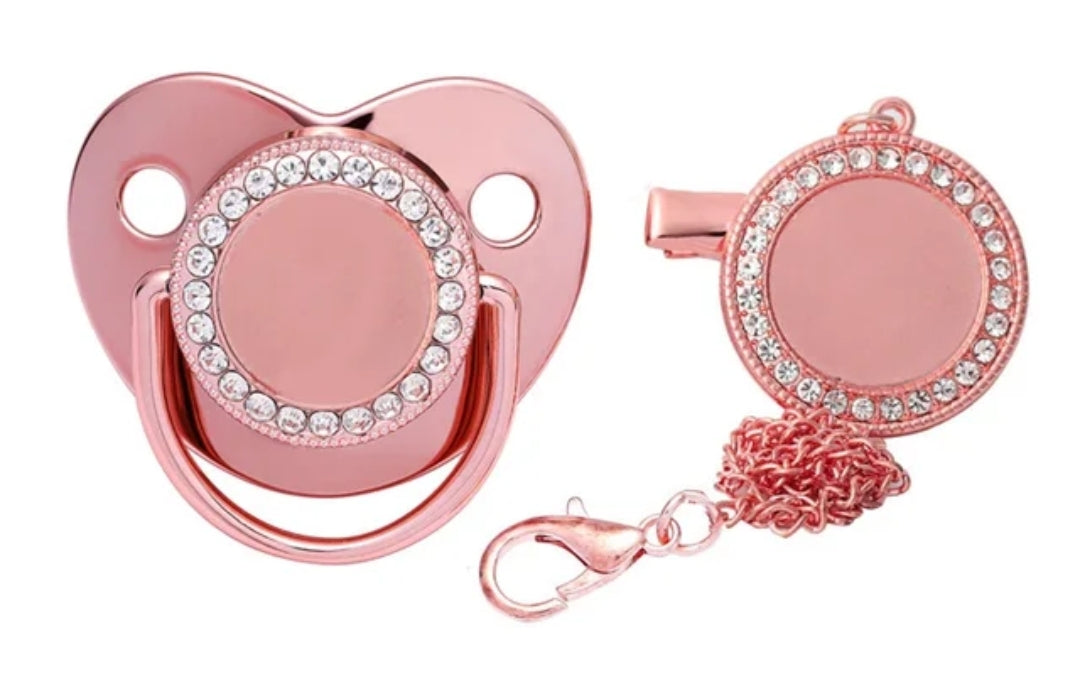 Chupeta e Prendedor Luxo Rosê/Prata - Recém Nascido - Personalizado