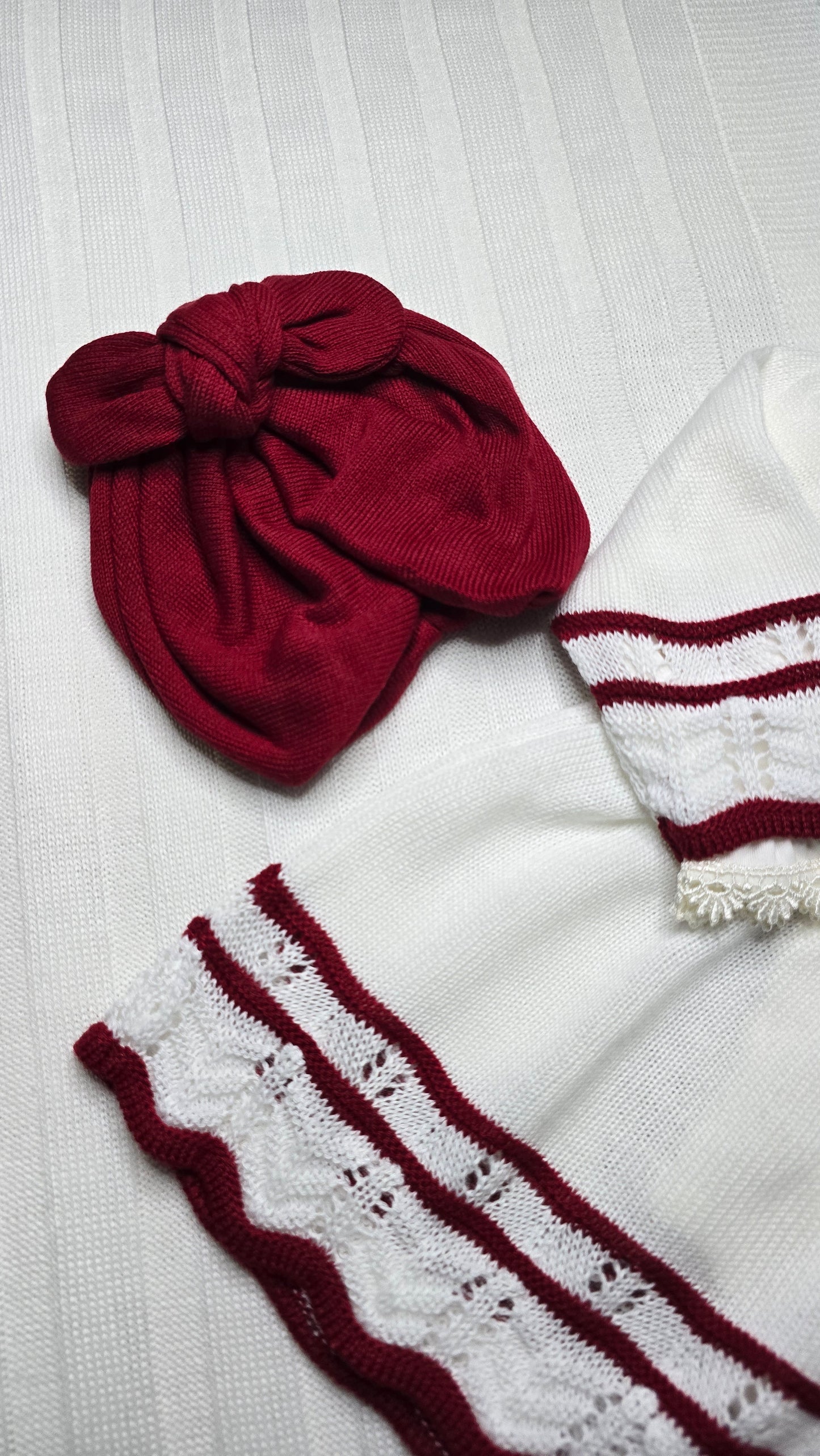Saída de maternidade Carla Off White/Vermelho - Recém Nascido