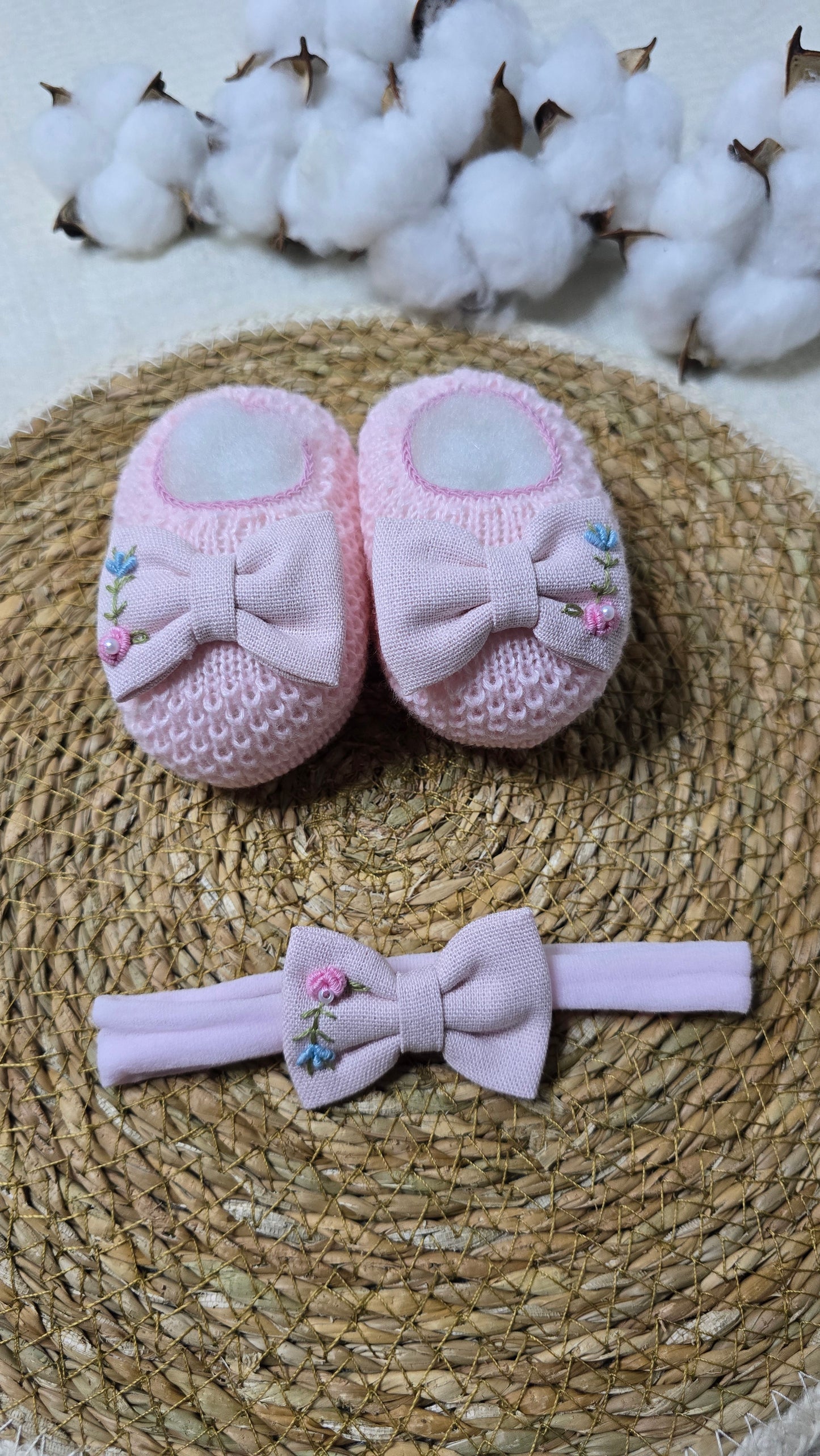 Sapatinho e Tiara Rosa