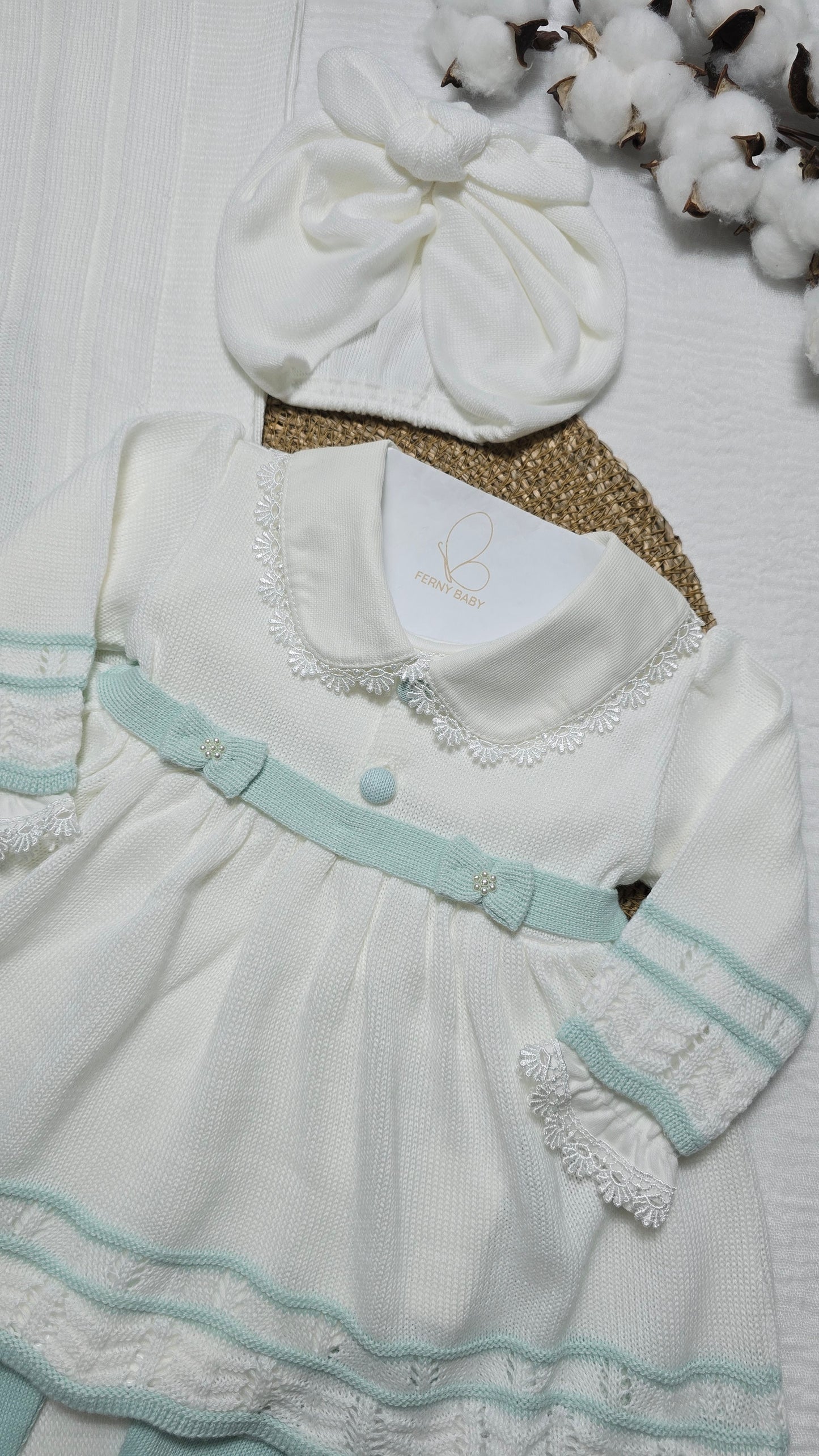 Saída de maternidade Carla Off White/Verde - Recém Nascido