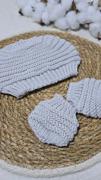 Gorro e luva em tricô Cinza