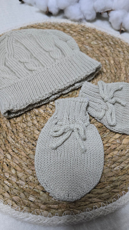 Gorro e luva em tricô Areia