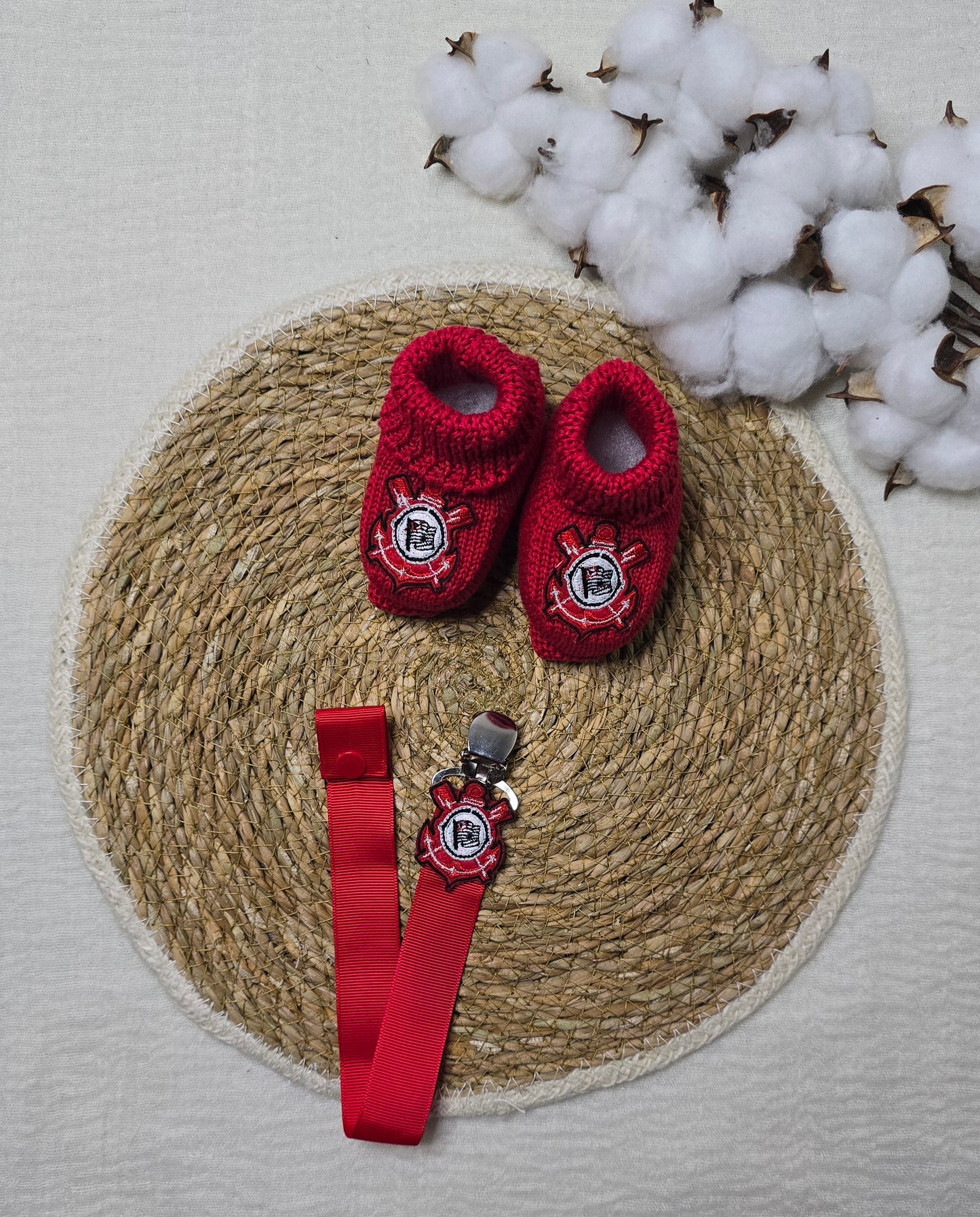 Botinha e Prendedor de Chupeta Corinthians Vermelho