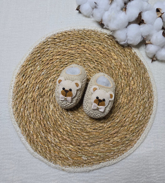 Sapatinho em Tricô Urso Bege