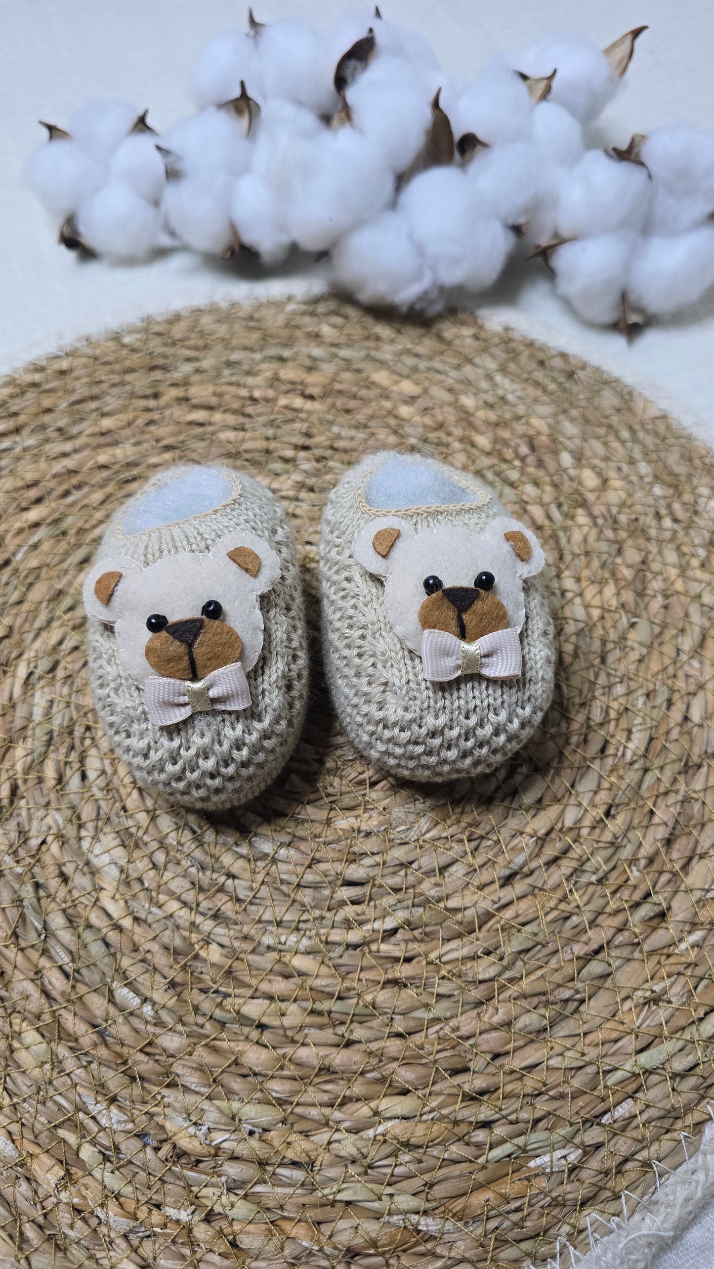 Sapatinho em Tricô Urso Bege