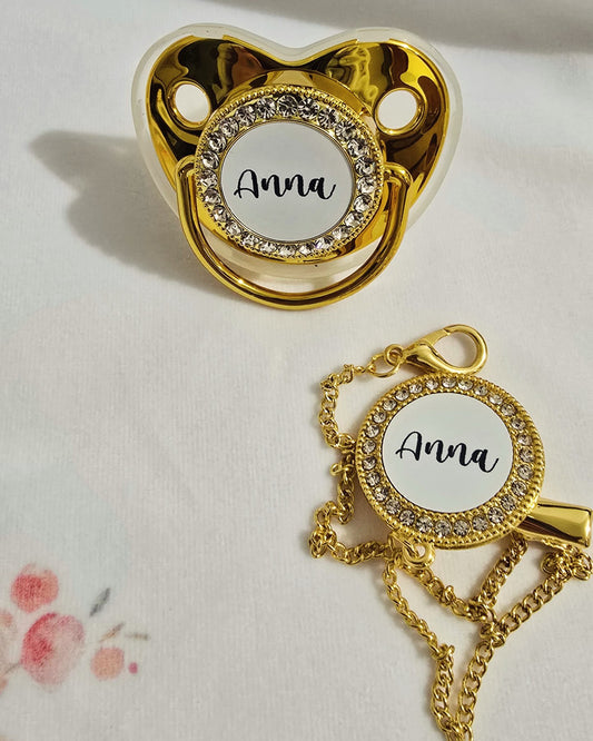 Chupeta e Prendedor Luxo Dourado - Recém Nascido - Personalizado