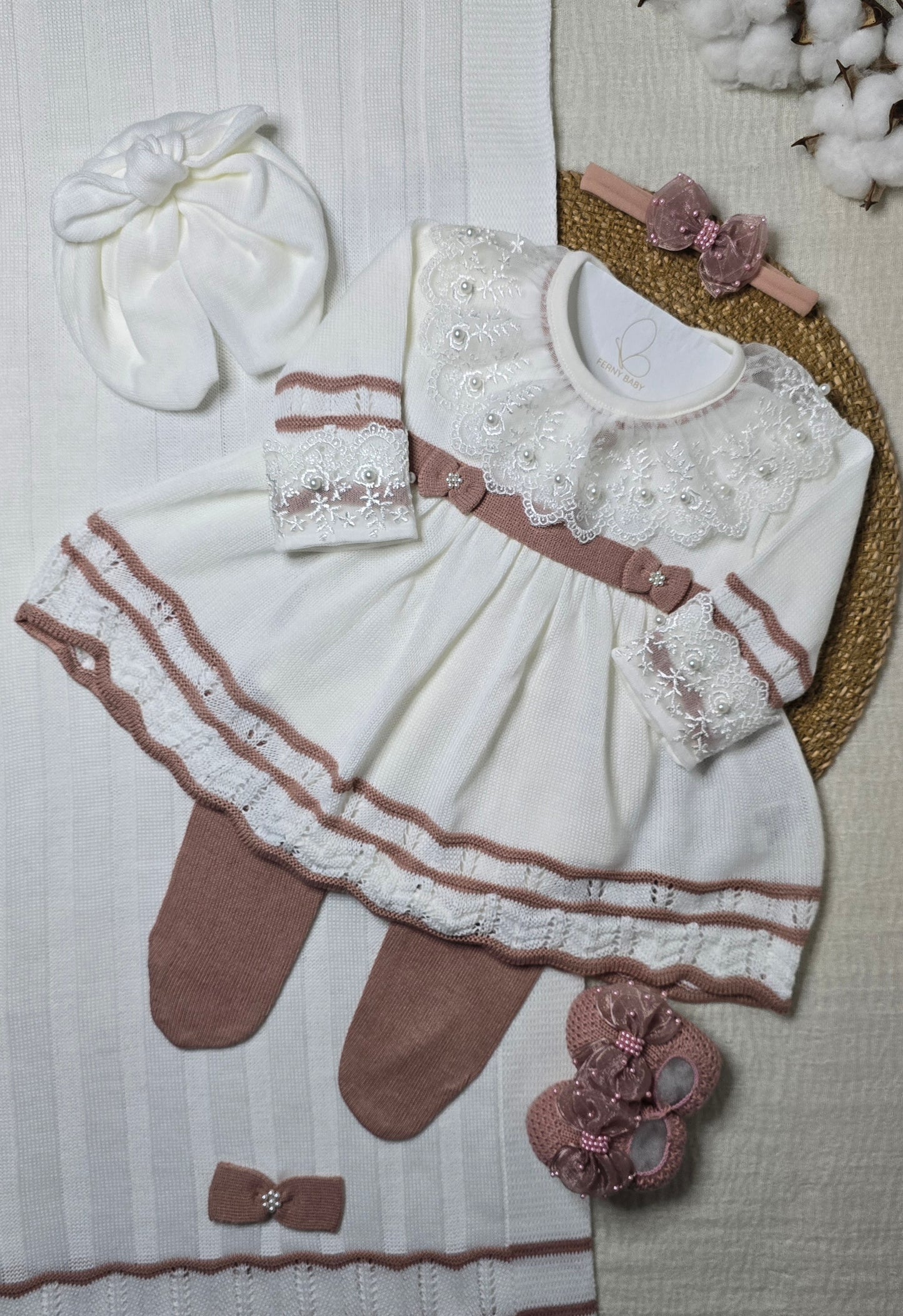 Saída de maternidade Carla Off White/ Rosê - Recém Nascido