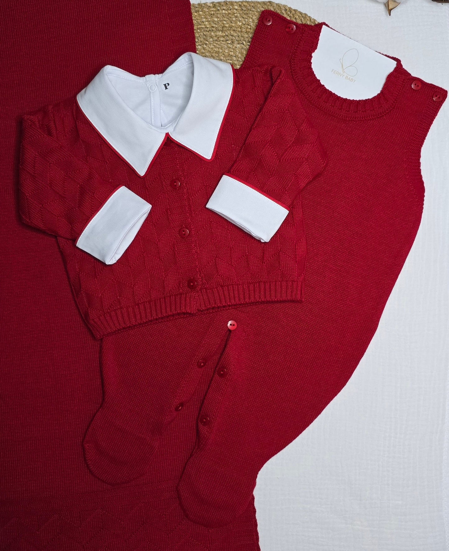 Conjunto Trabalhado Vermelho - de 1 a 3 meses