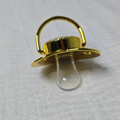 Chupeta e Prendedor Luxo Dourado - Recém Nascido
