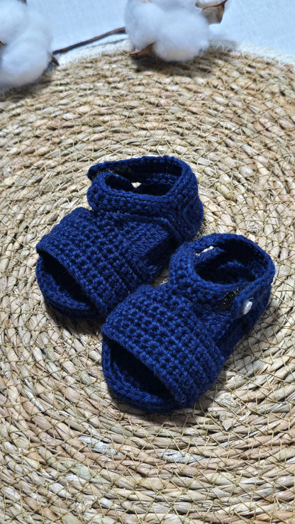Sapatinho de Crochê Artesanal – 100% Algodão Premium (Recém-Nascido) Sandália Marinho