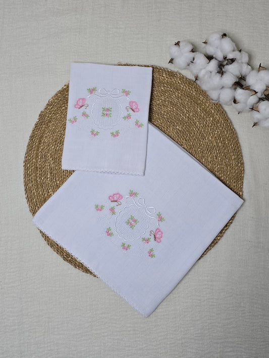 Jogo de Fraldas bordada Borboletas