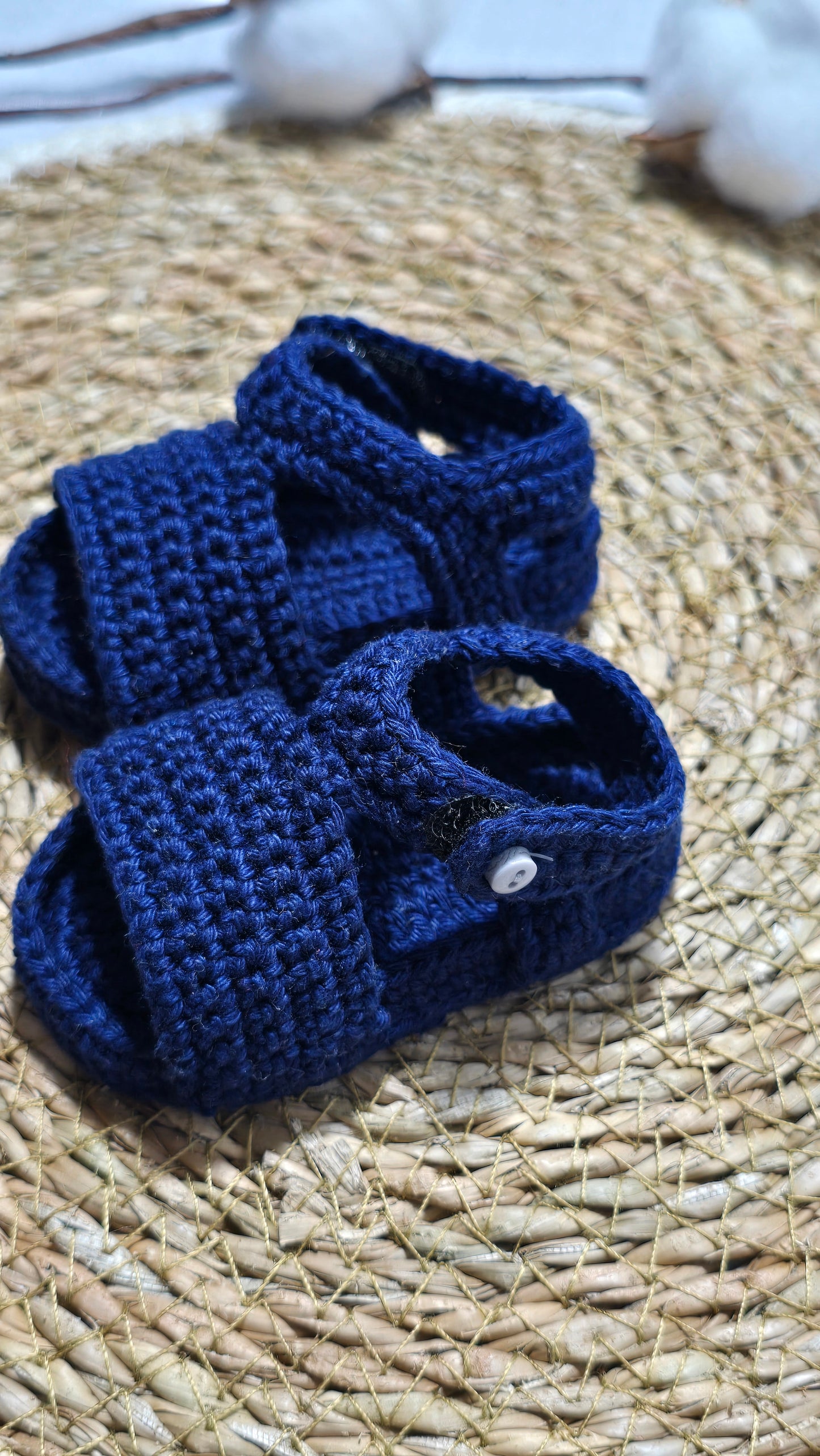 Sapatinho de Crochê Artesanal – 100% Algodão Premium (Recém-Nascido) Sandália Marinho