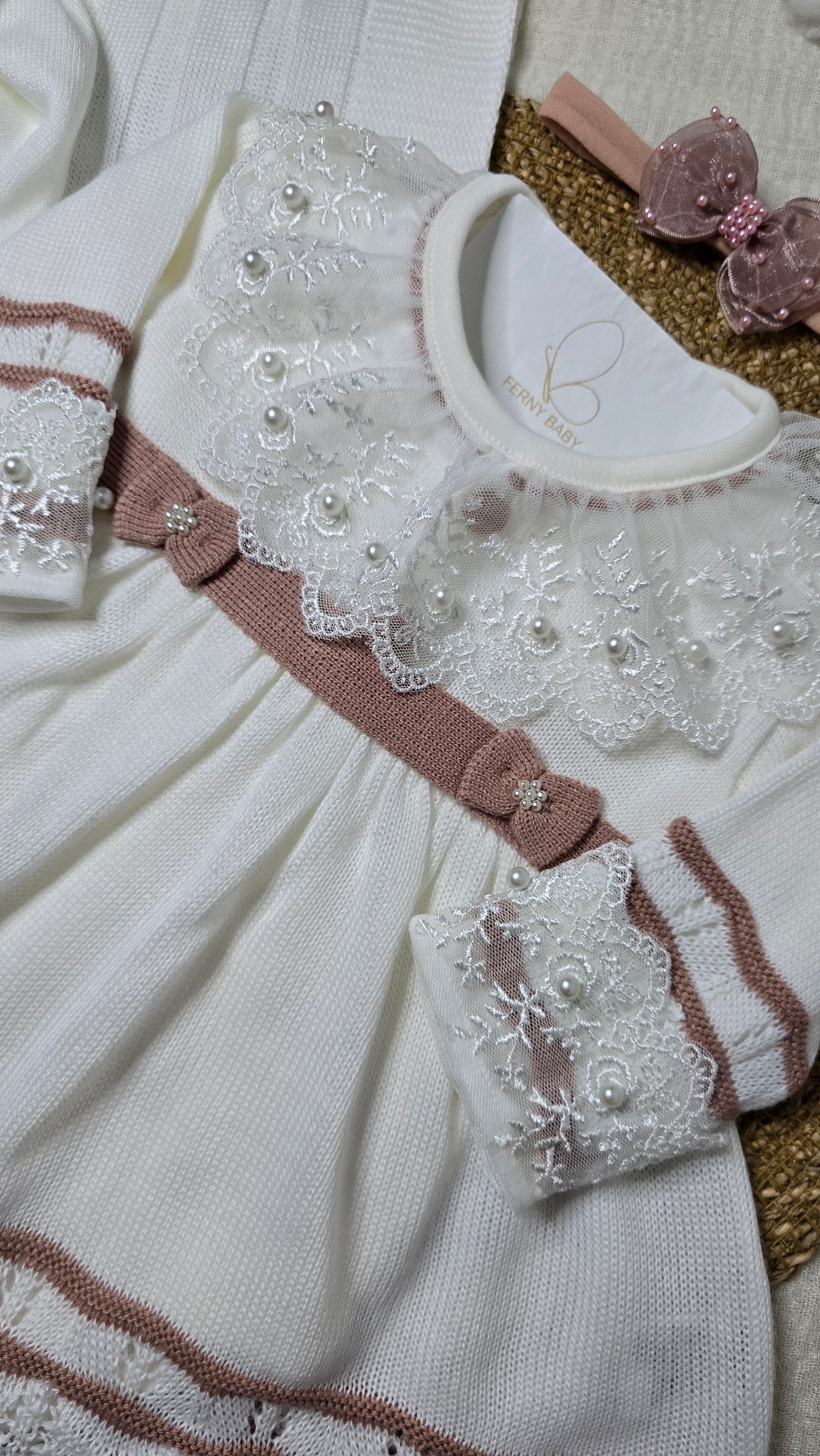 Saída de maternidade Carla Off White/ Rosê - Recém Nascido